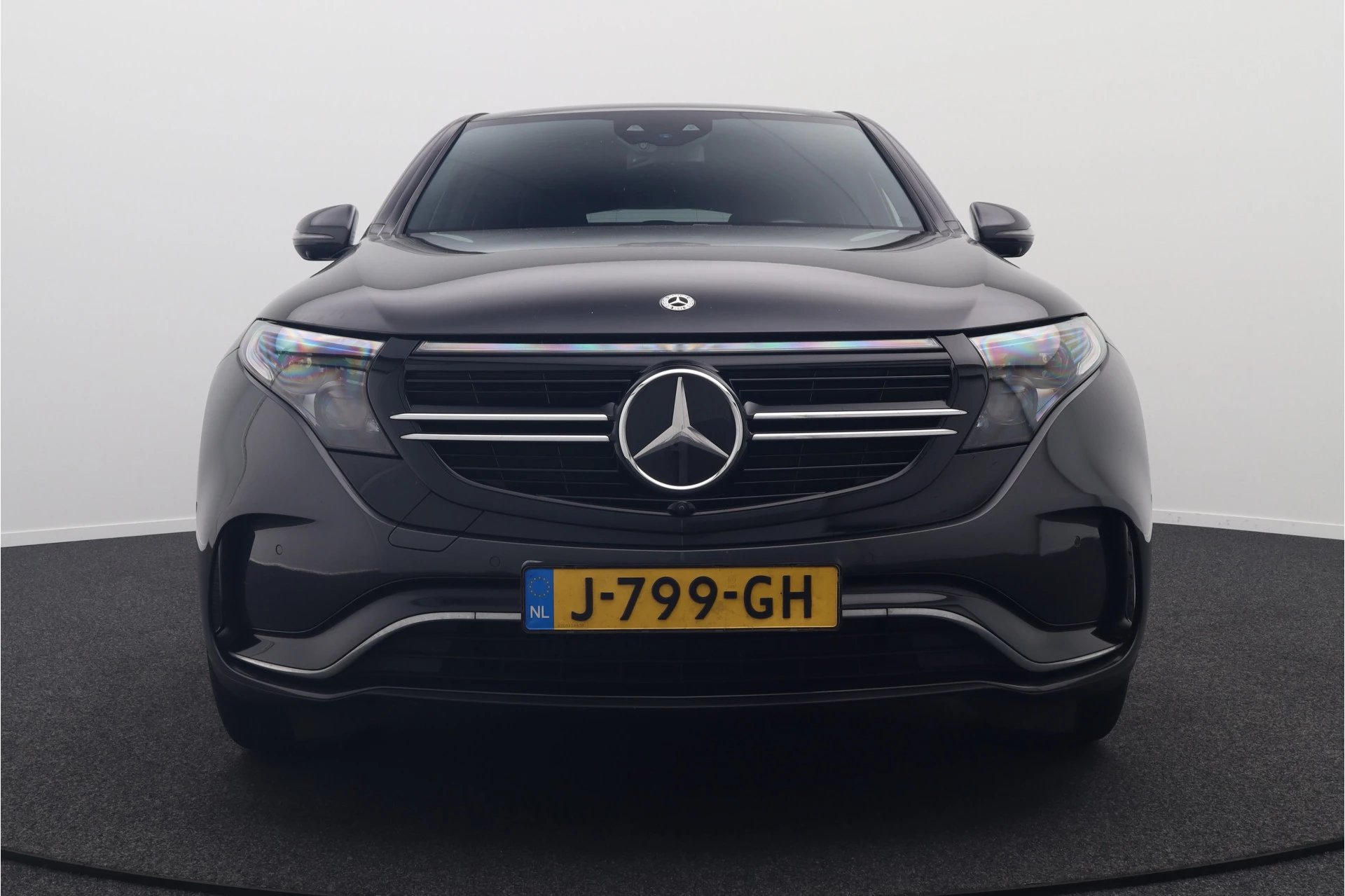 Hoofdafbeelding Mercedes-Benz EQC