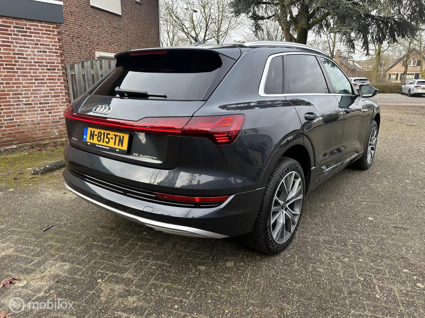 Hoofdafbeelding Audi e-tron