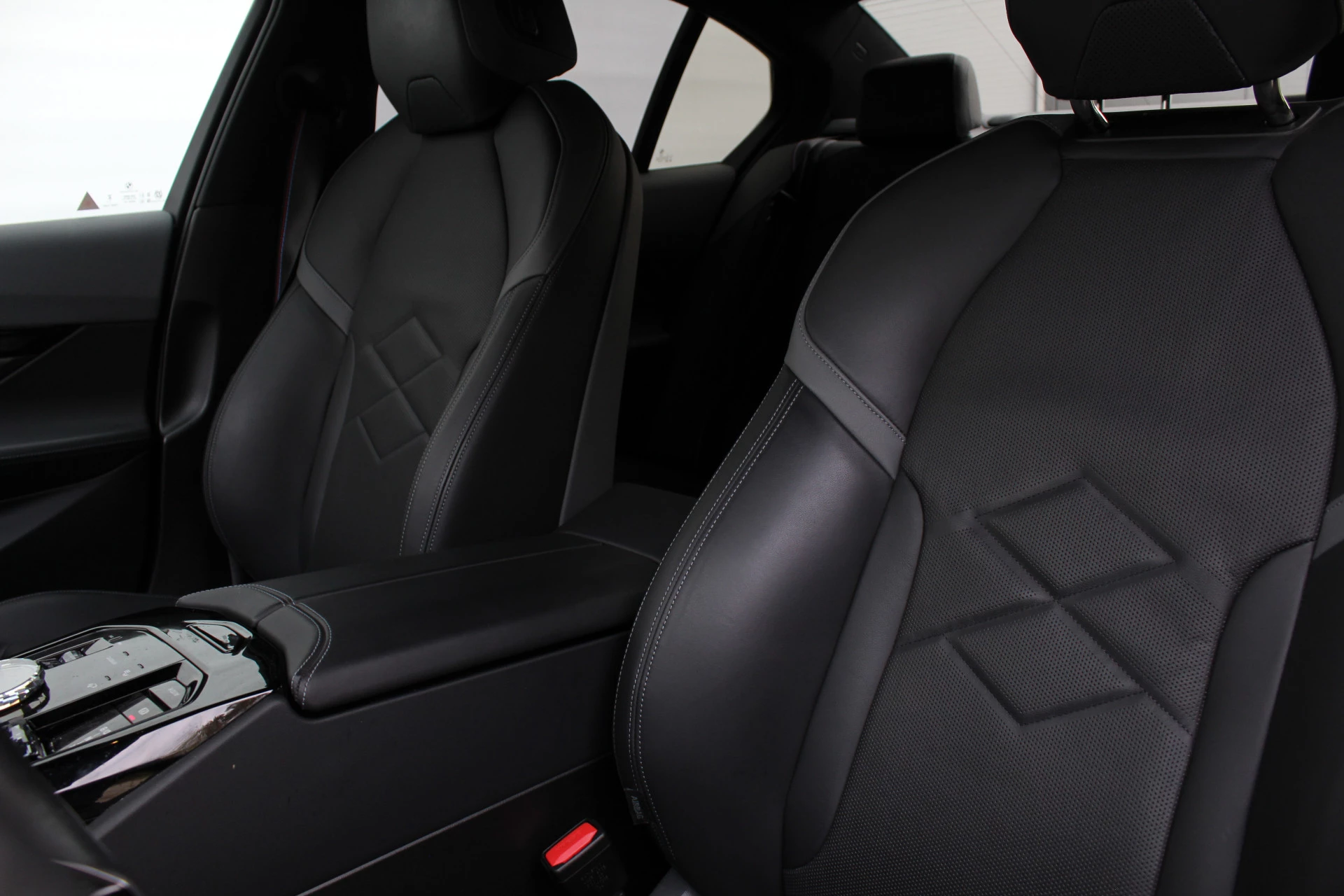 Hoofdafbeelding BMW i5