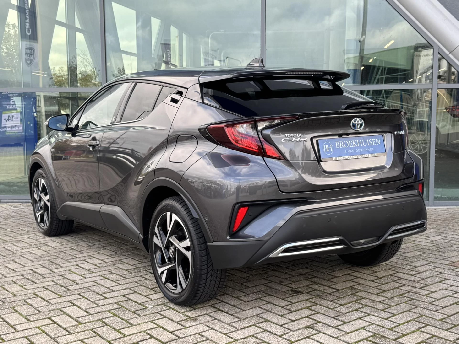 Hoofdafbeelding Toyota C-HR
