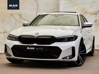 BMW 3-serie Limousine 330e xDrive M Sport Pro, M Stoelen, schuifdak, 19", HiFi, HUD, ACC, LED-kopl., keyless, memory, privacy