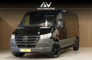 Mercedes-Benz Sprinter 2.2 CDI L2H1 | MBUX | Camera | CarPlay | Lederen bekleding | Stoelverwarming | Navigatie | Trekhaak | Betimmering | Treeplanken | 18'' Sportvelgen | Nieuwe APK