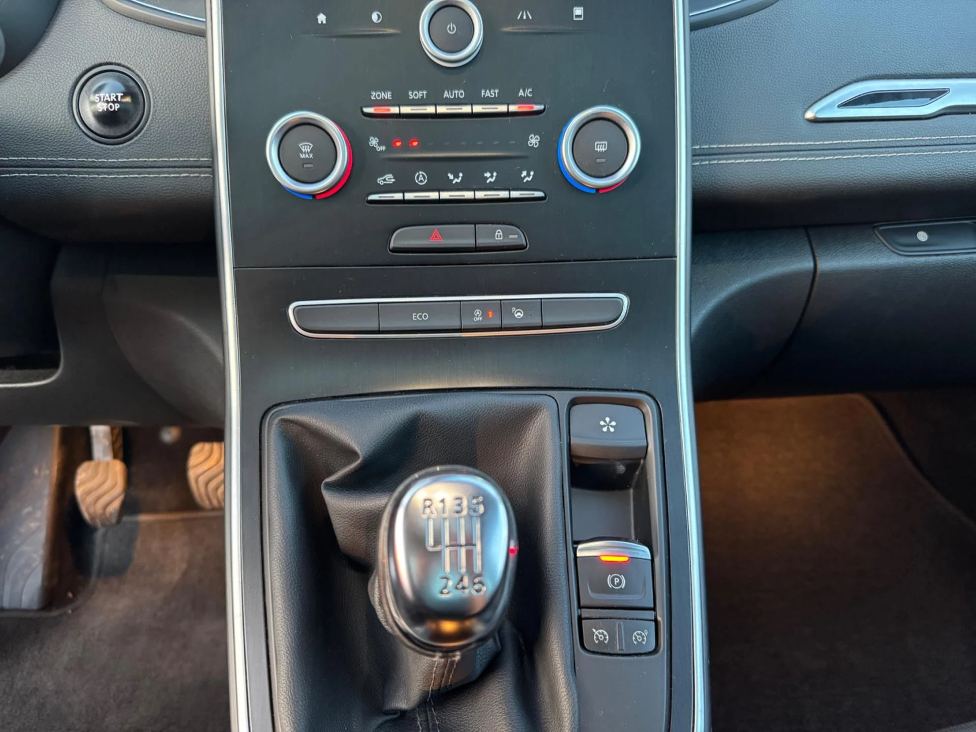Hoofdafbeelding Renault Scénic
