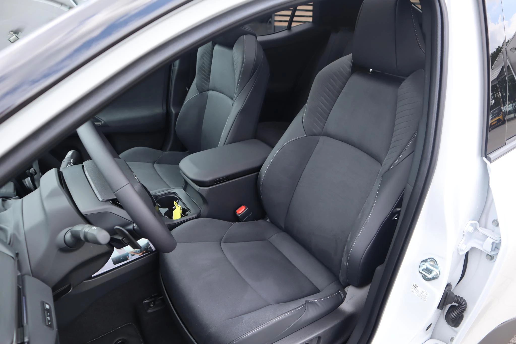 Hoofdafbeelding Toyota C-HR+