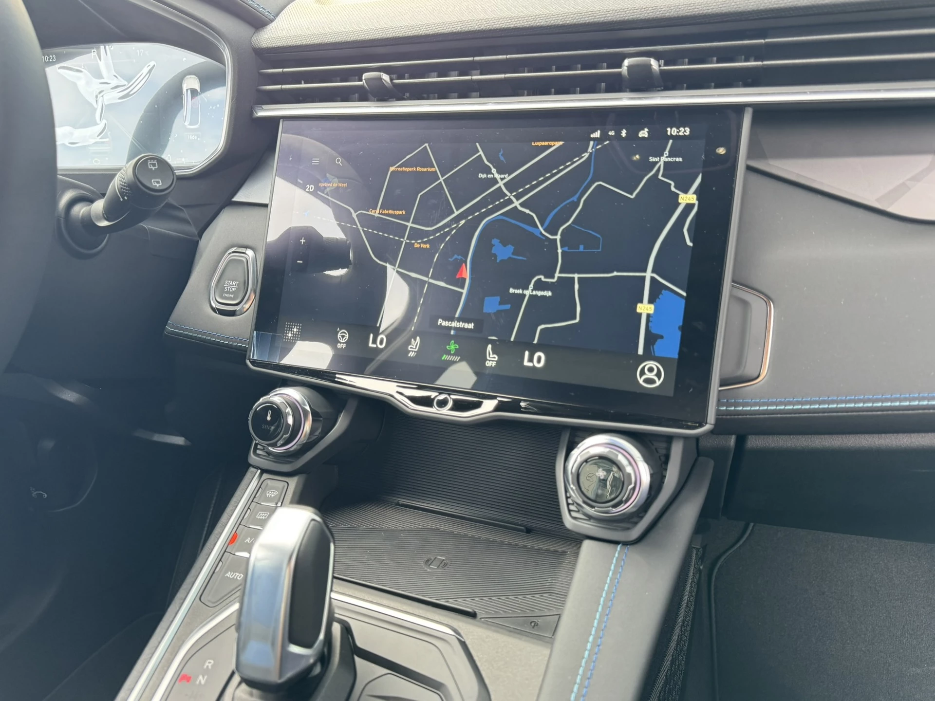 Hoofdafbeelding Lynk & Co 01