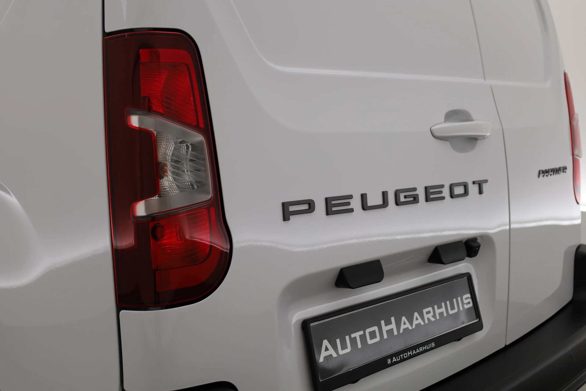 Hoofdafbeelding Peugeot Partner