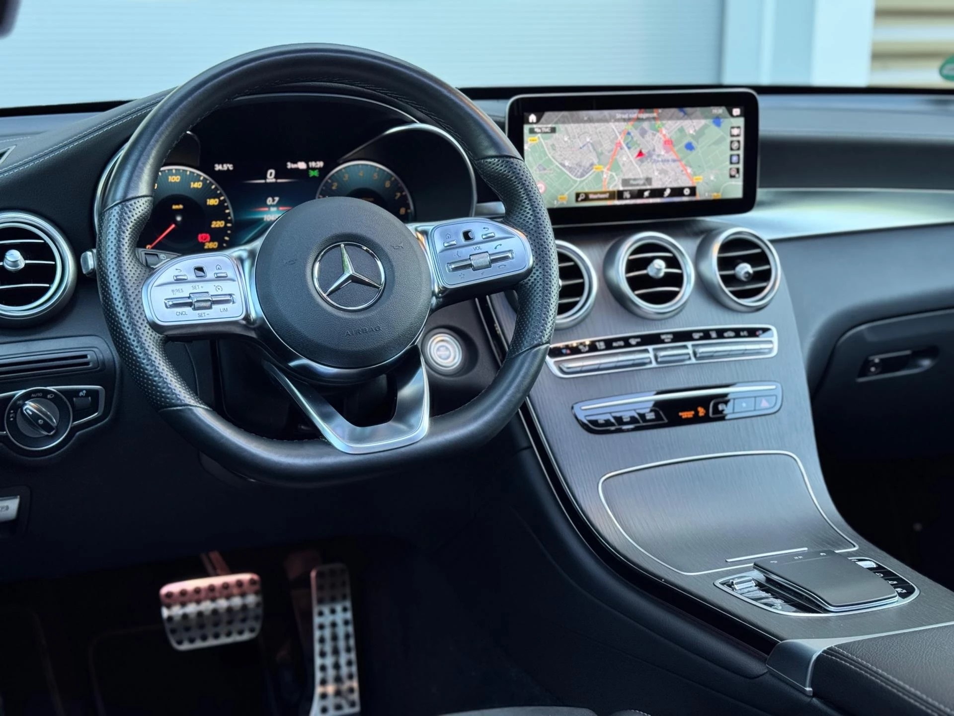 Hoofdafbeelding Mercedes-Benz GLC