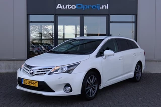 Hoofdafbeelding Toyota Avensis Toyota Avensis 1.8 VVTi Dynamic Business NAVI, Camera, Stoelverwarming, Trekhaak, Leder/alcantara