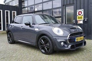 MINI Cooper S 2.0 192 PK Chili Serious Business Automaat | NL-Auto | Pano | Leder | Dealer Onderhouden