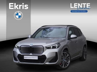 Hoofdafbeelding BMW iX1 BMW iX1 eDrive20 M Sportpakket Pro | Comfort Pack | 20 inch Multispaak (Styling 869) | Glazen panoramadak | Driving Assistant Plus | Harman-Kardon sound system | Lentevoordeel