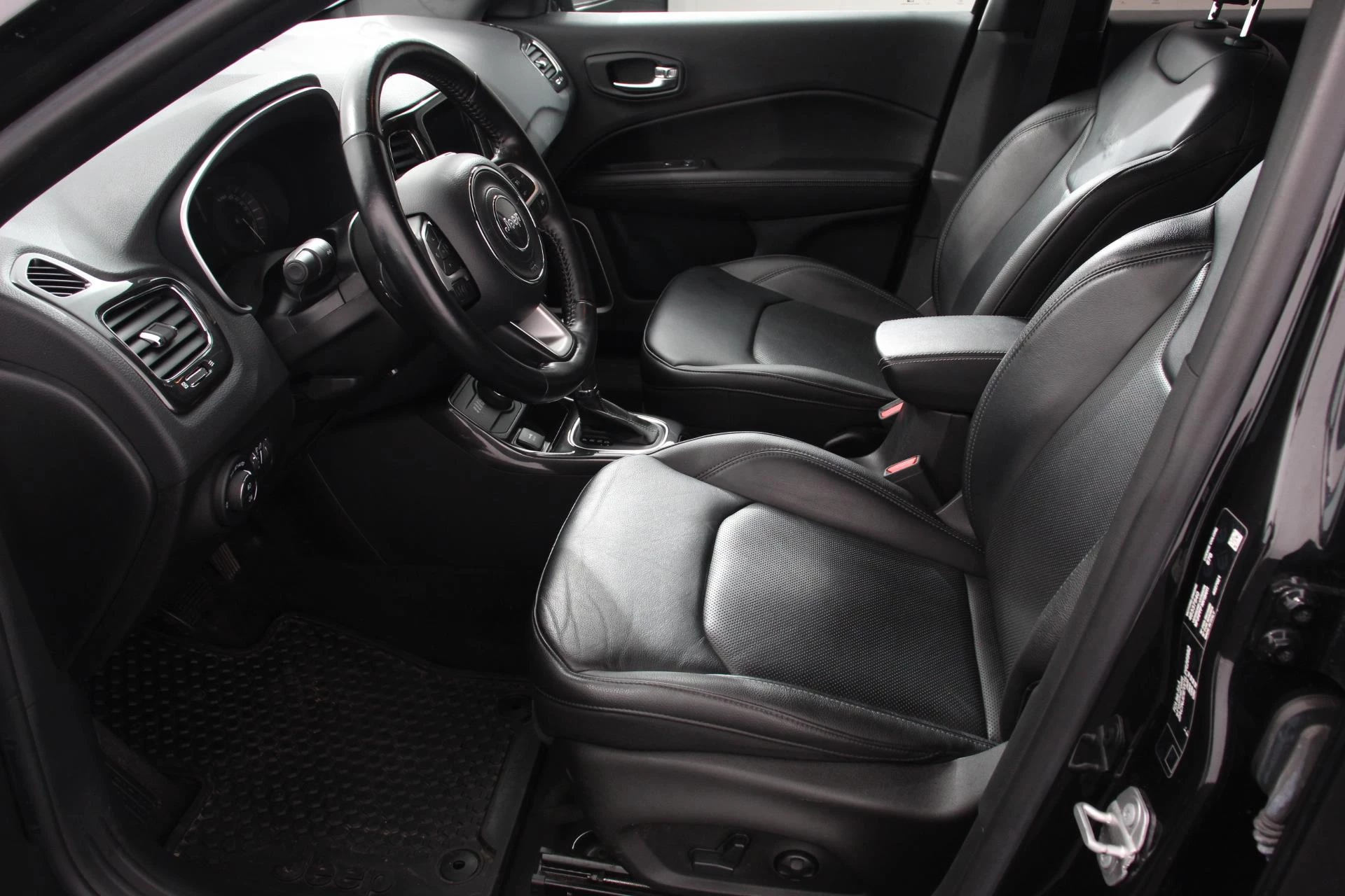 Hoofdafbeelding Jeep Compass