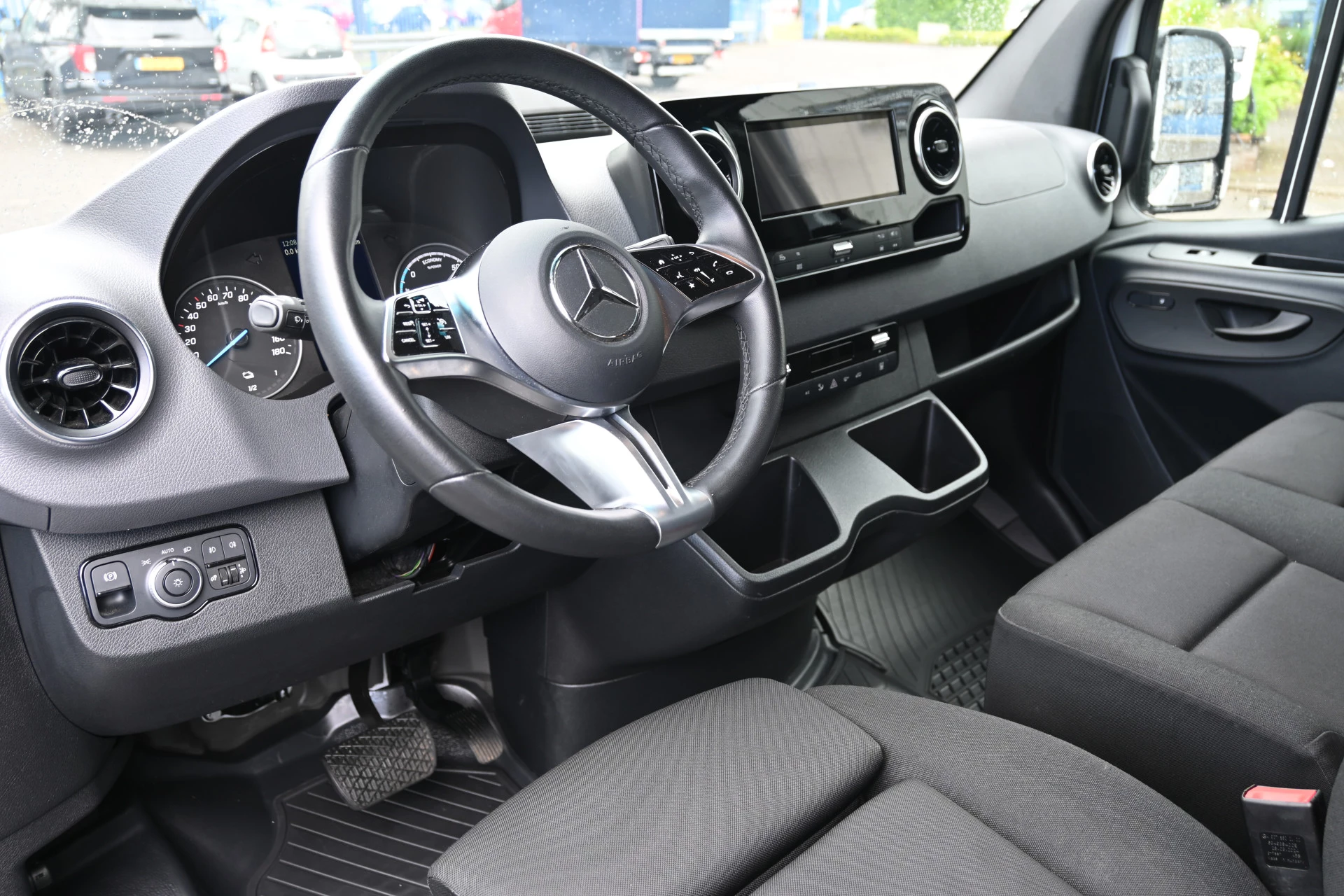 Hoofdafbeelding Mercedes-Benz eSprinter