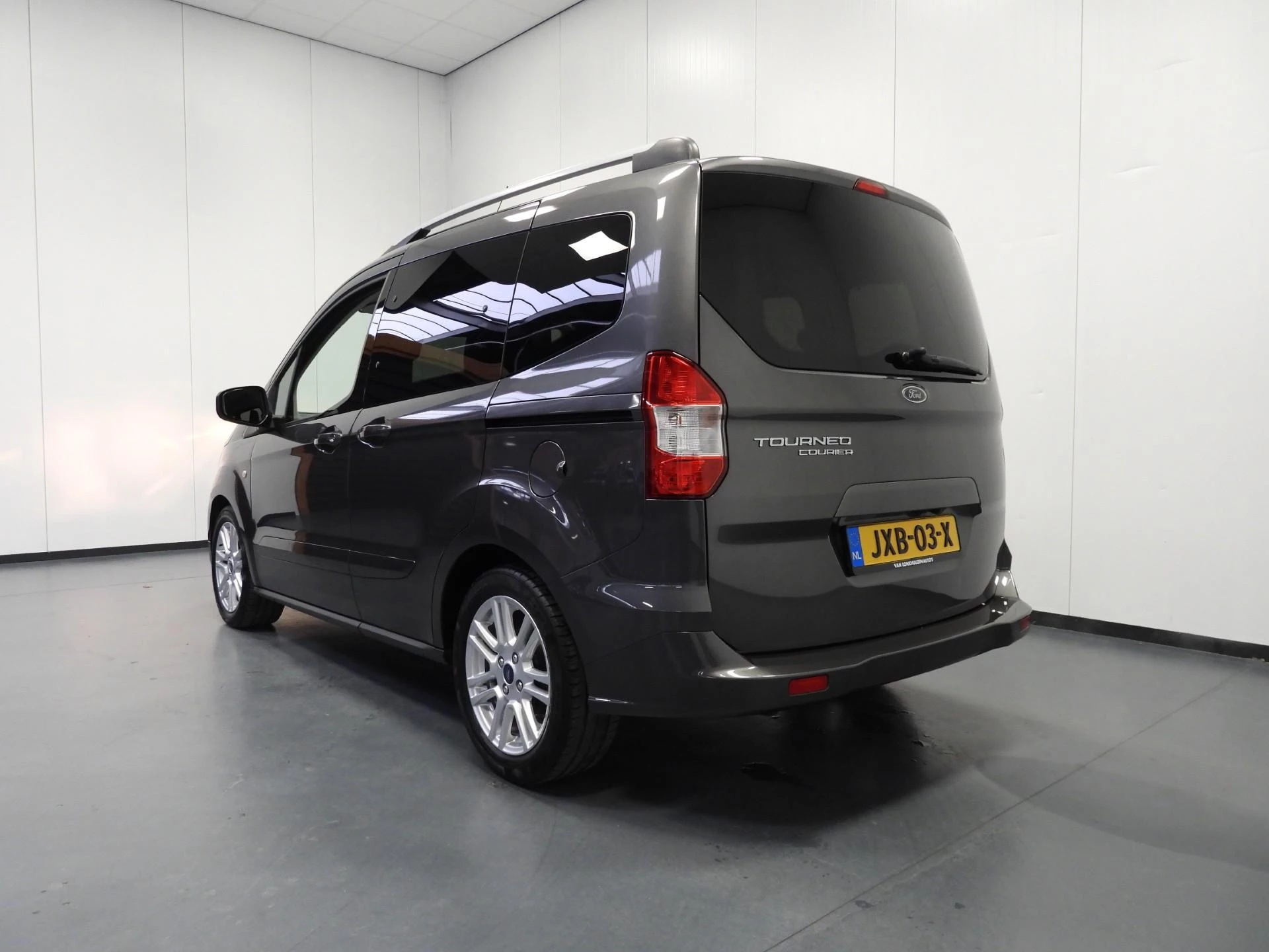 Hoofdafbeelding Ford Tourneo Courier