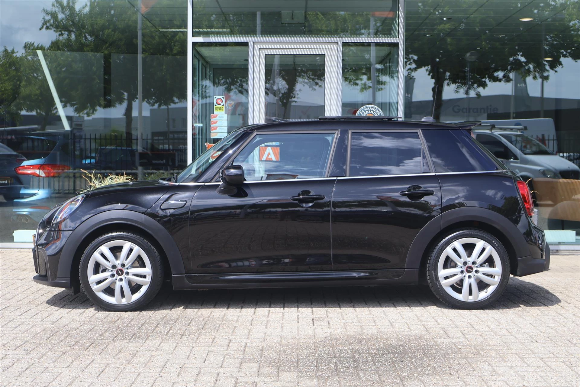 Hoofdafbeelding MINI 5-deurs