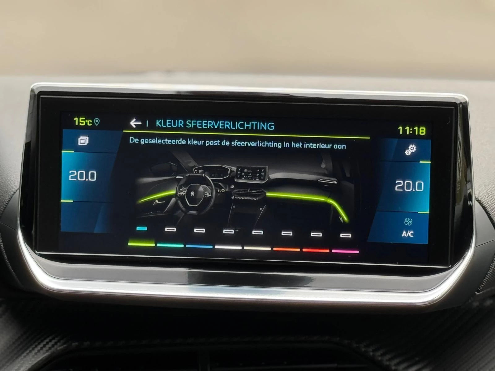 Hoofdafbeelding Peugeot e-208