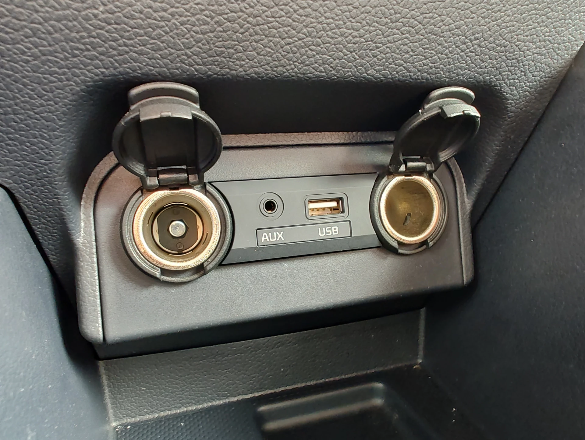Hoofdafbeelding Kia Rio
