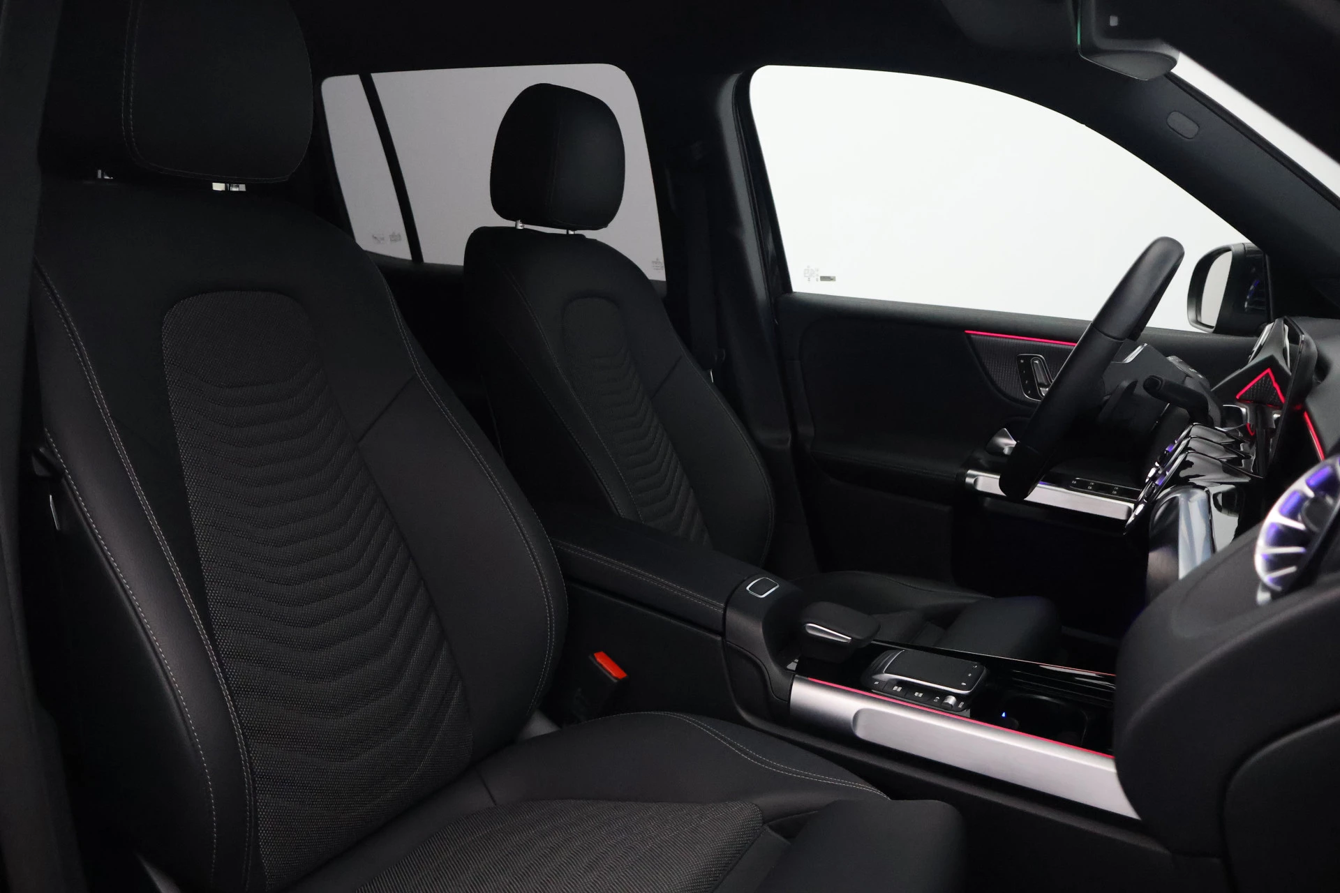 Hoofdafbeelding Mercedes-Benz EQB