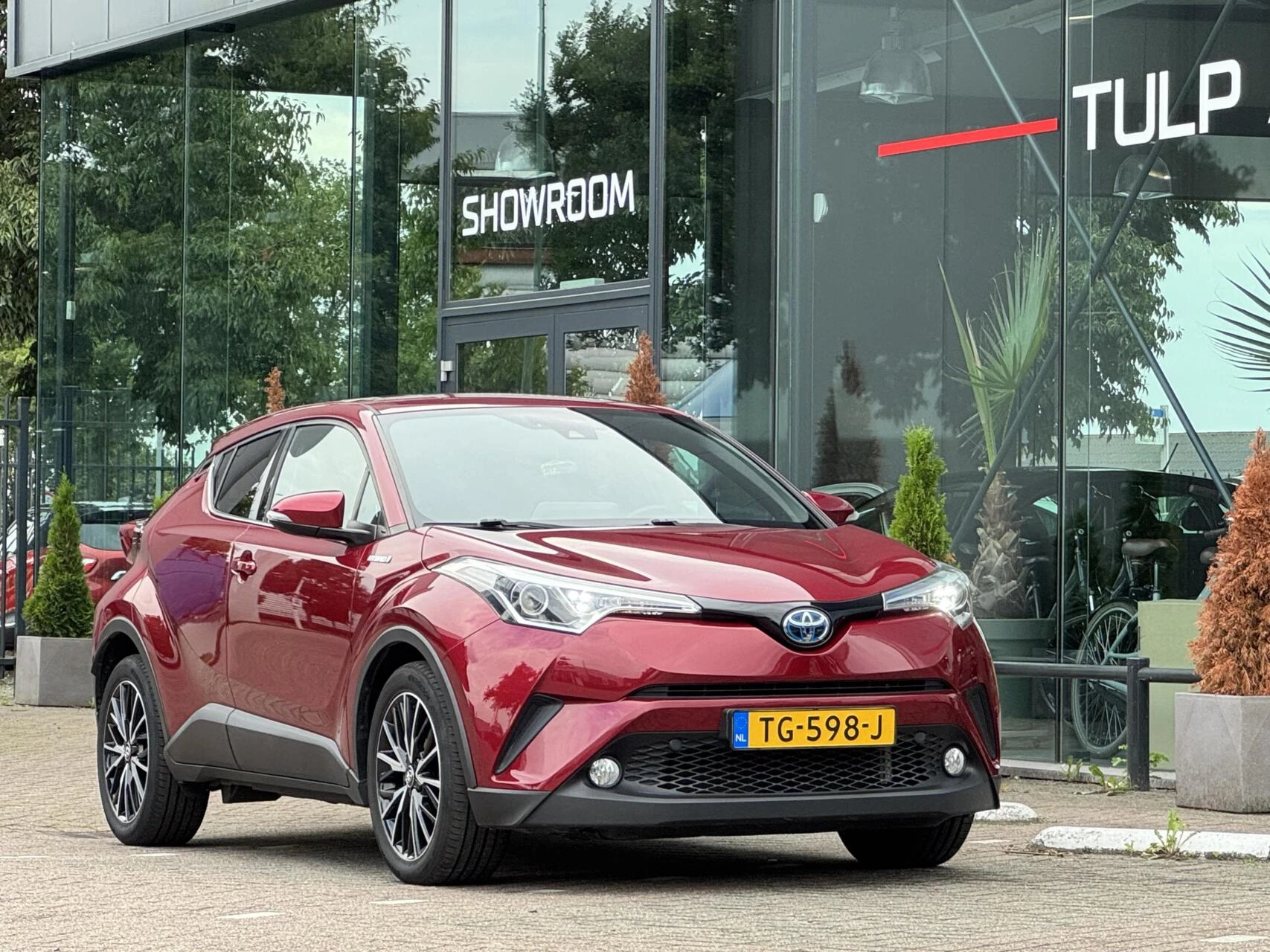Hoofdafbeelding Toyota C-HR