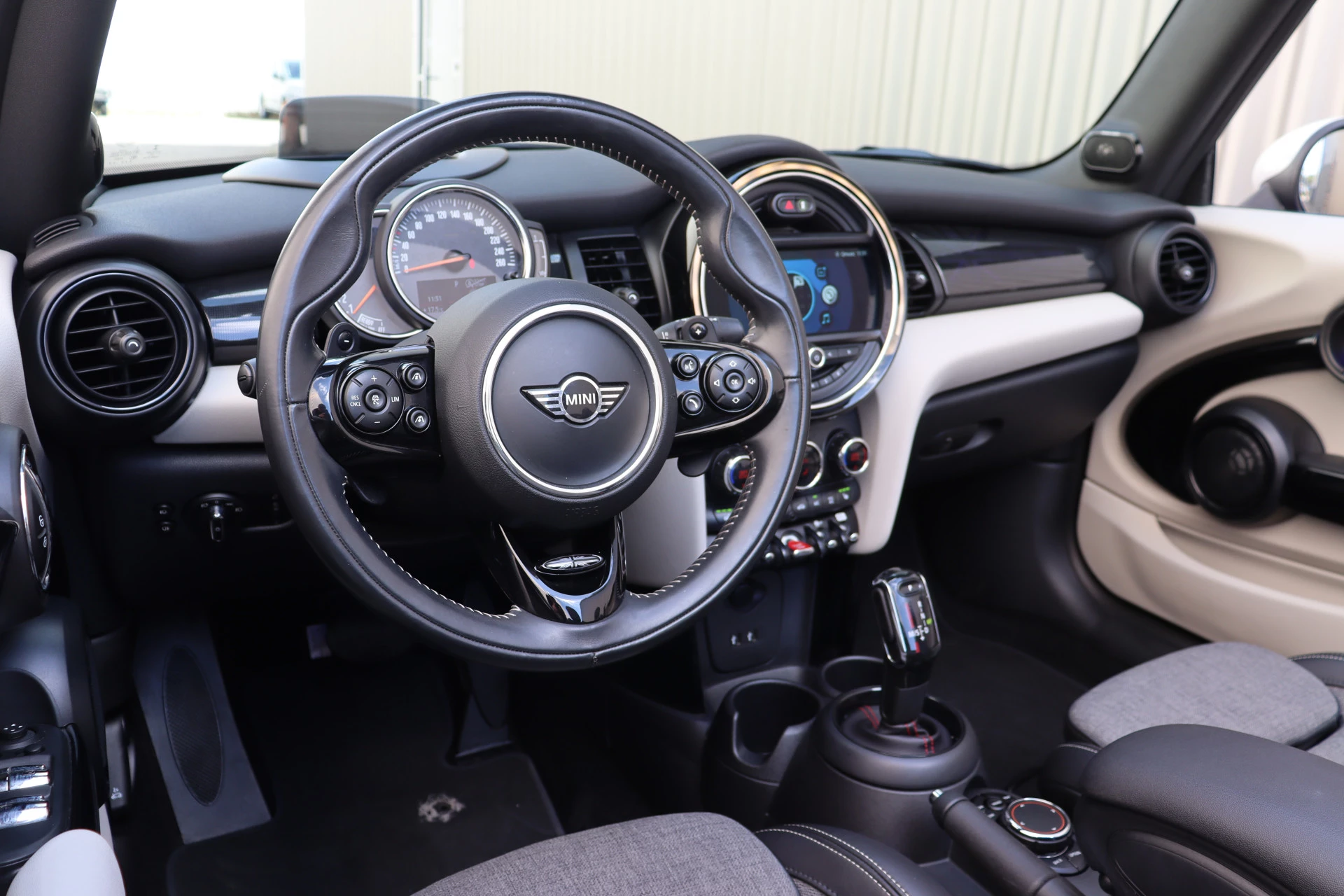 Hoofdafbeelding MINI Cooper S Cabrio