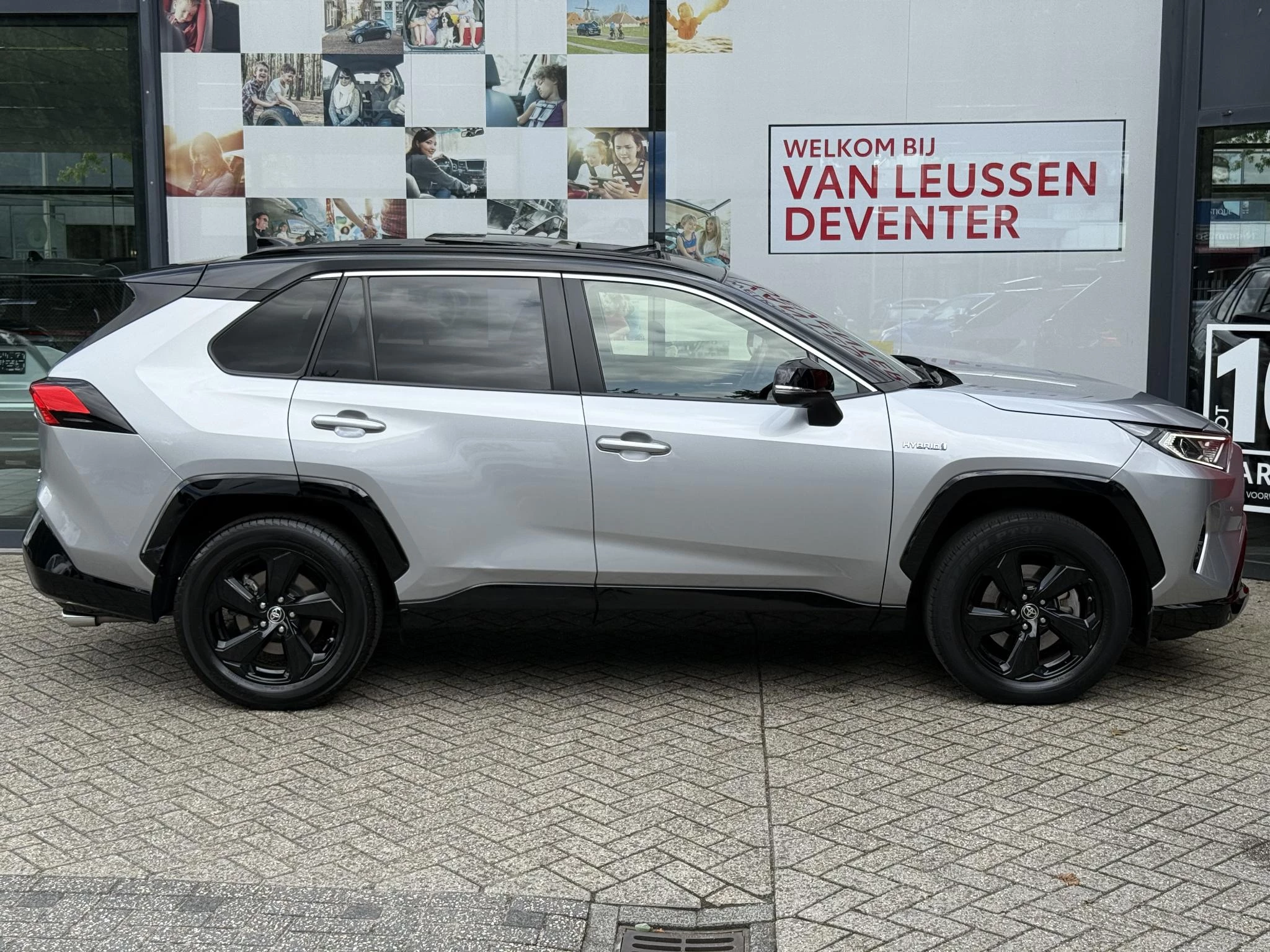 Hoofdafbeelding Toyota RAV4