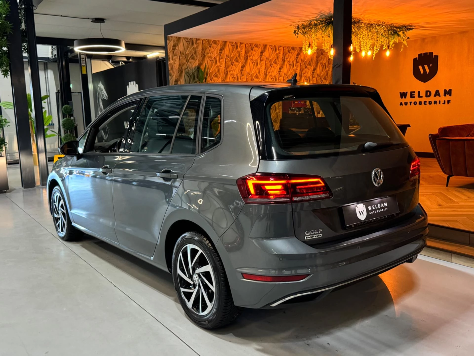 Hoofdafbeelding Volkswagen Golf Sportsvan