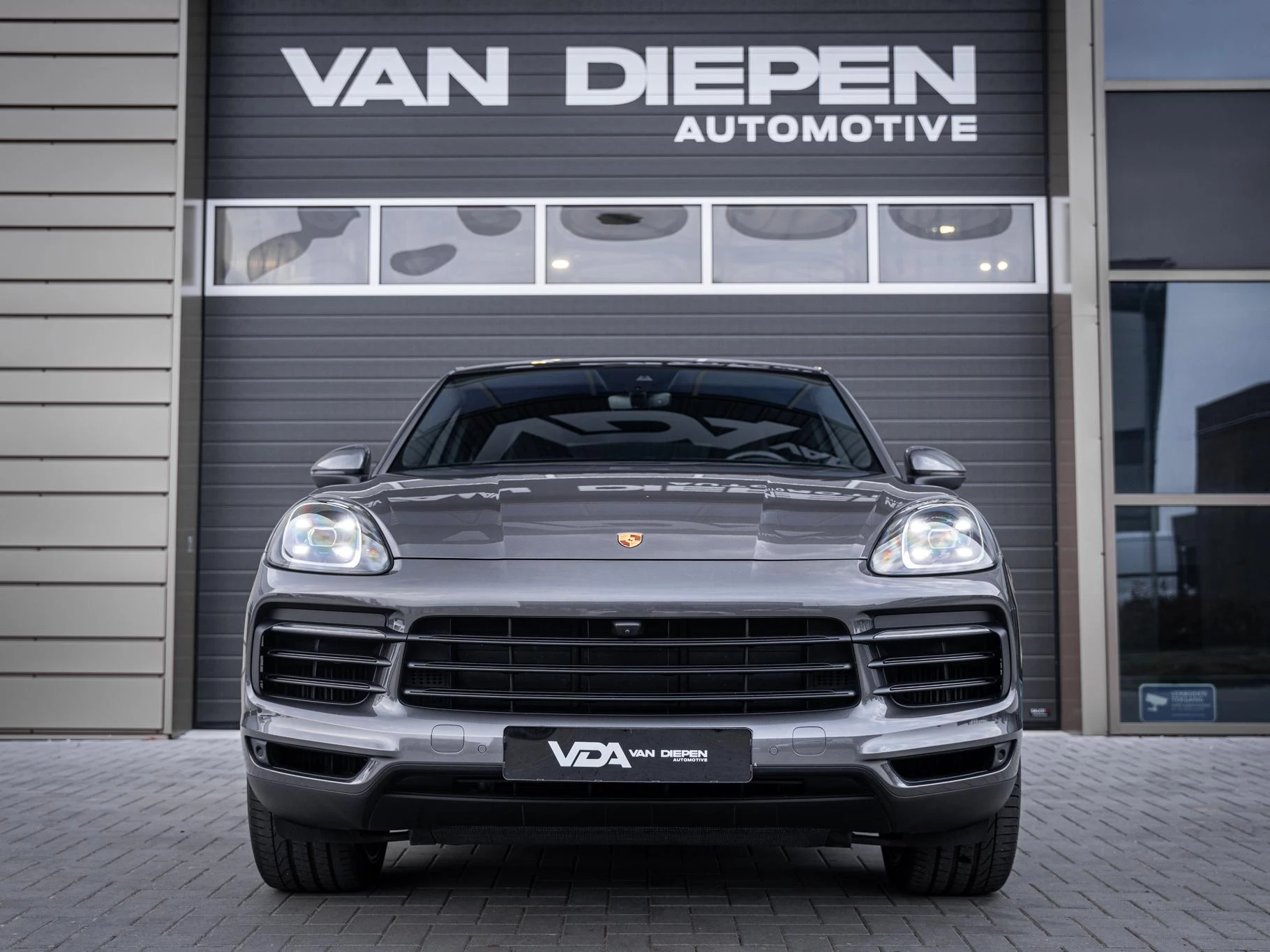 Hoofdafbeelding Porsche Cayenne
