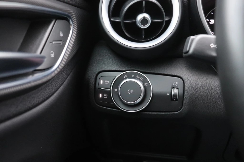 Hoofdafbeelding Alfa Romeo Giulia