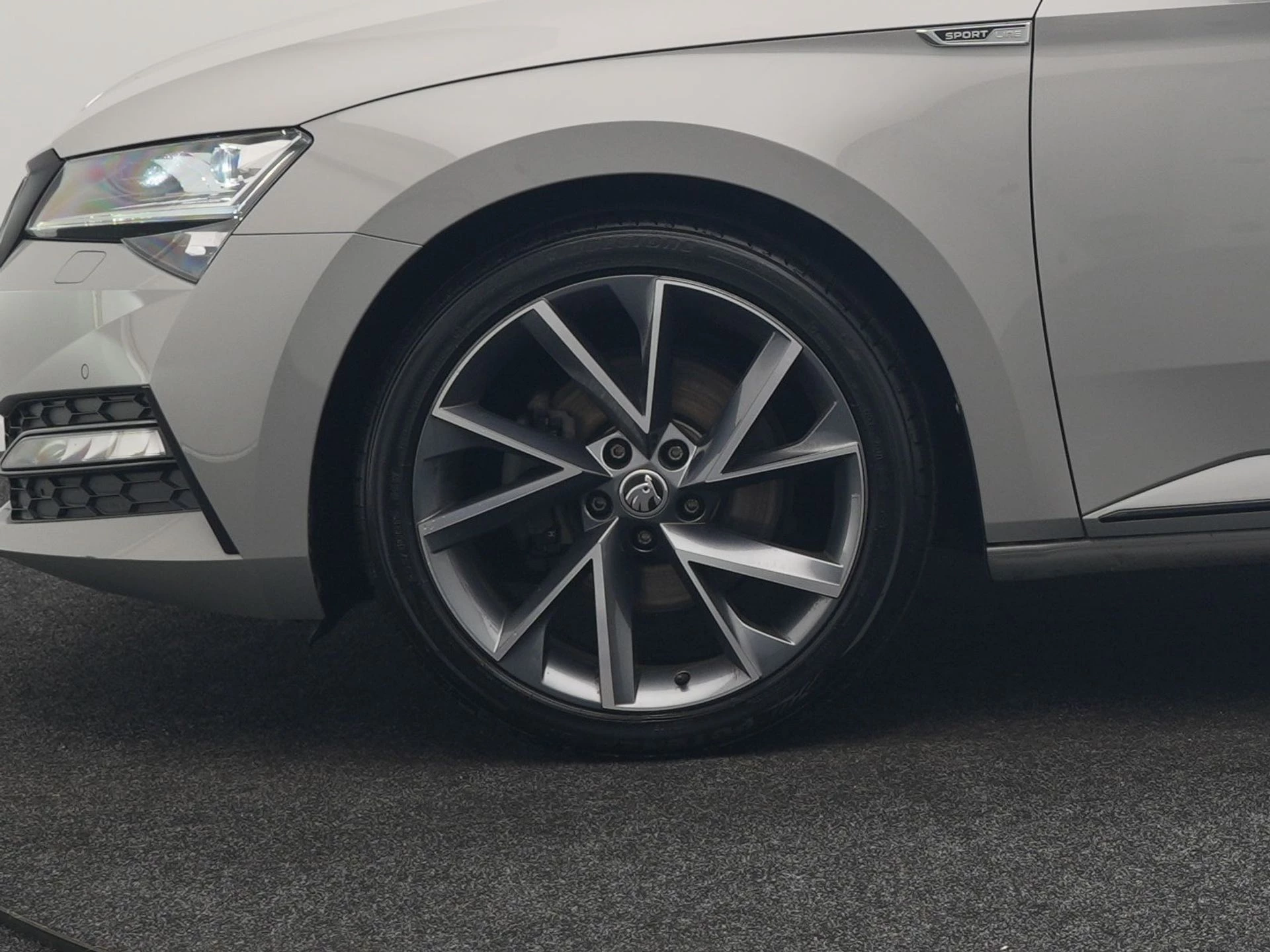 Hoofdafbeelding Škoda Superb