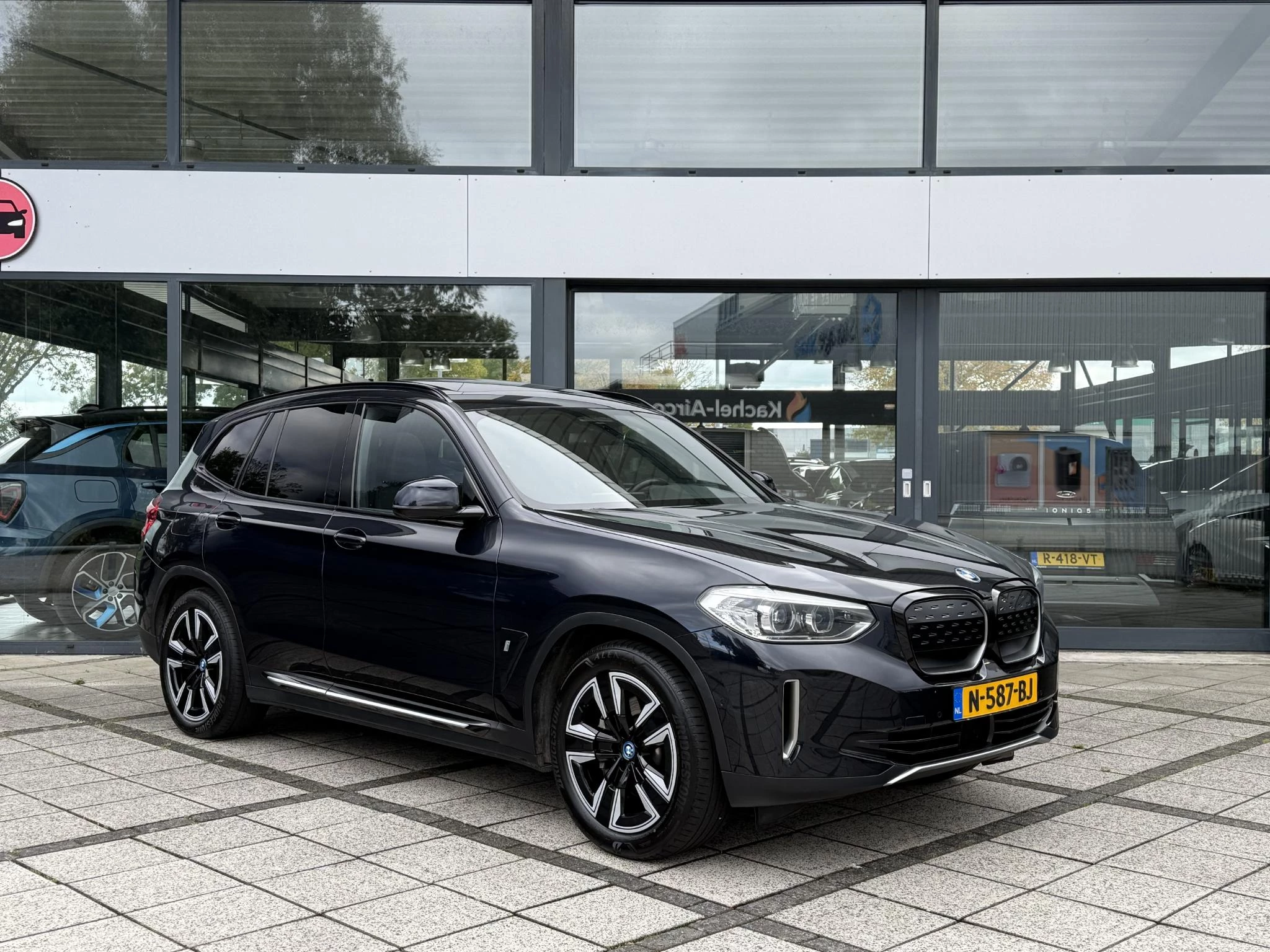 Hoofdafbeelding BMW iX3