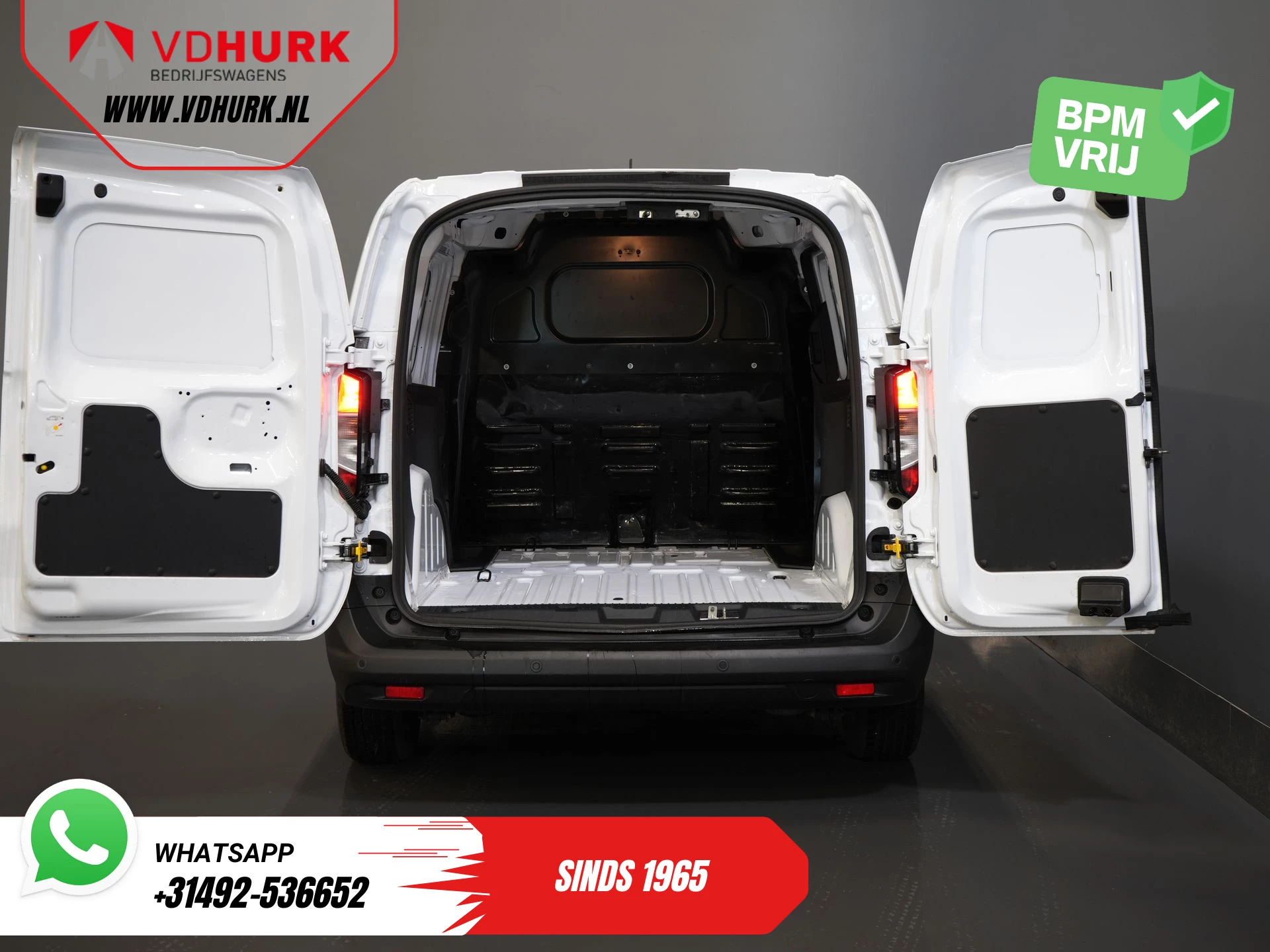 Hoofdafbeelding Ford Transit Courier