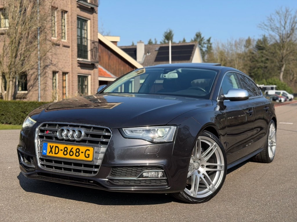 Hoofdafbeelding Audi S5