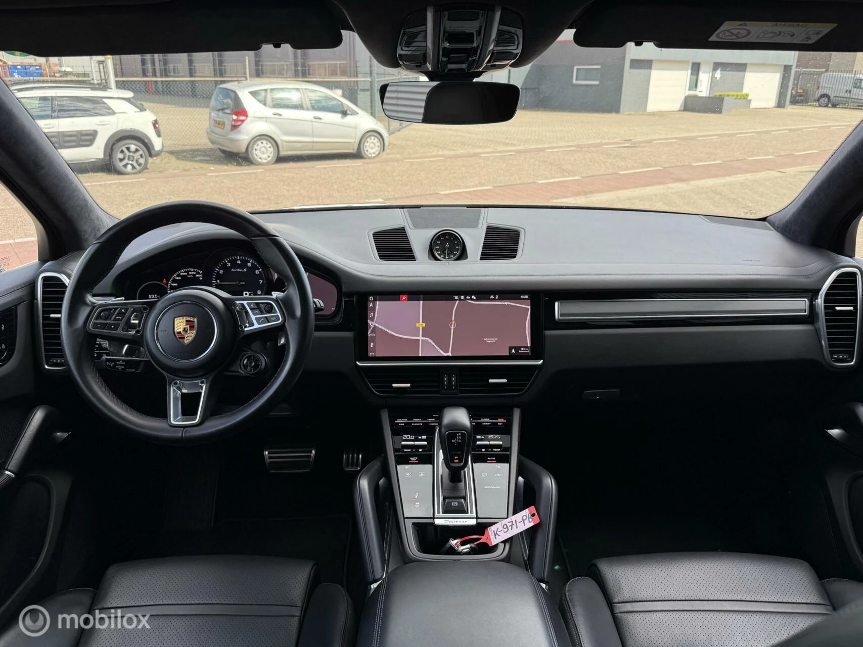 Hoofdafbeelding Porsche Cayenne