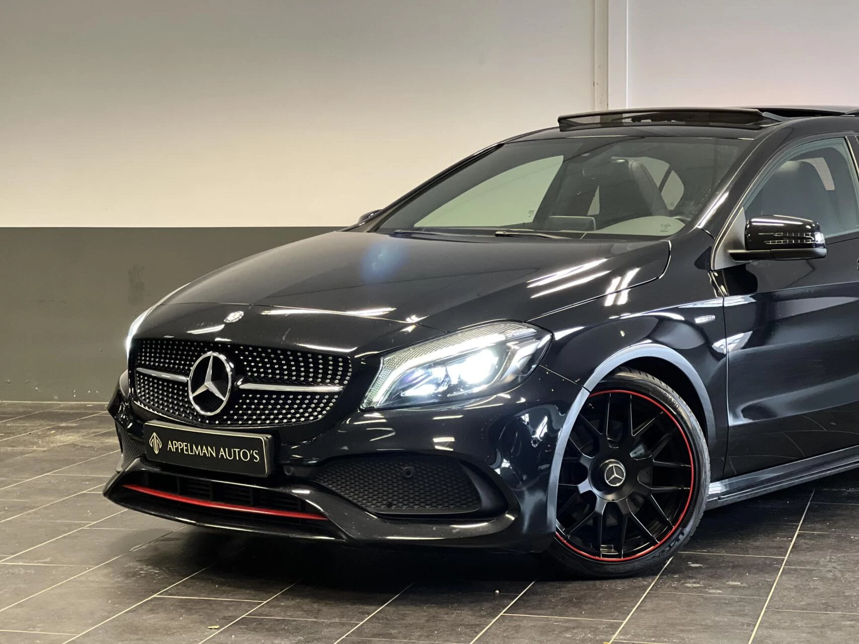 Hoofdafbeelding Mercedes-Benz A-Klasse