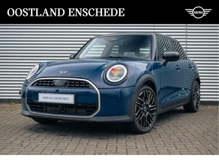 Hoofdafbeelding MINI 5-deurs MINI 5-deurs Hatchback Cooper C Automaat / Favoured / Pakket L / 18 inch Night Flash Spoke 2-tone