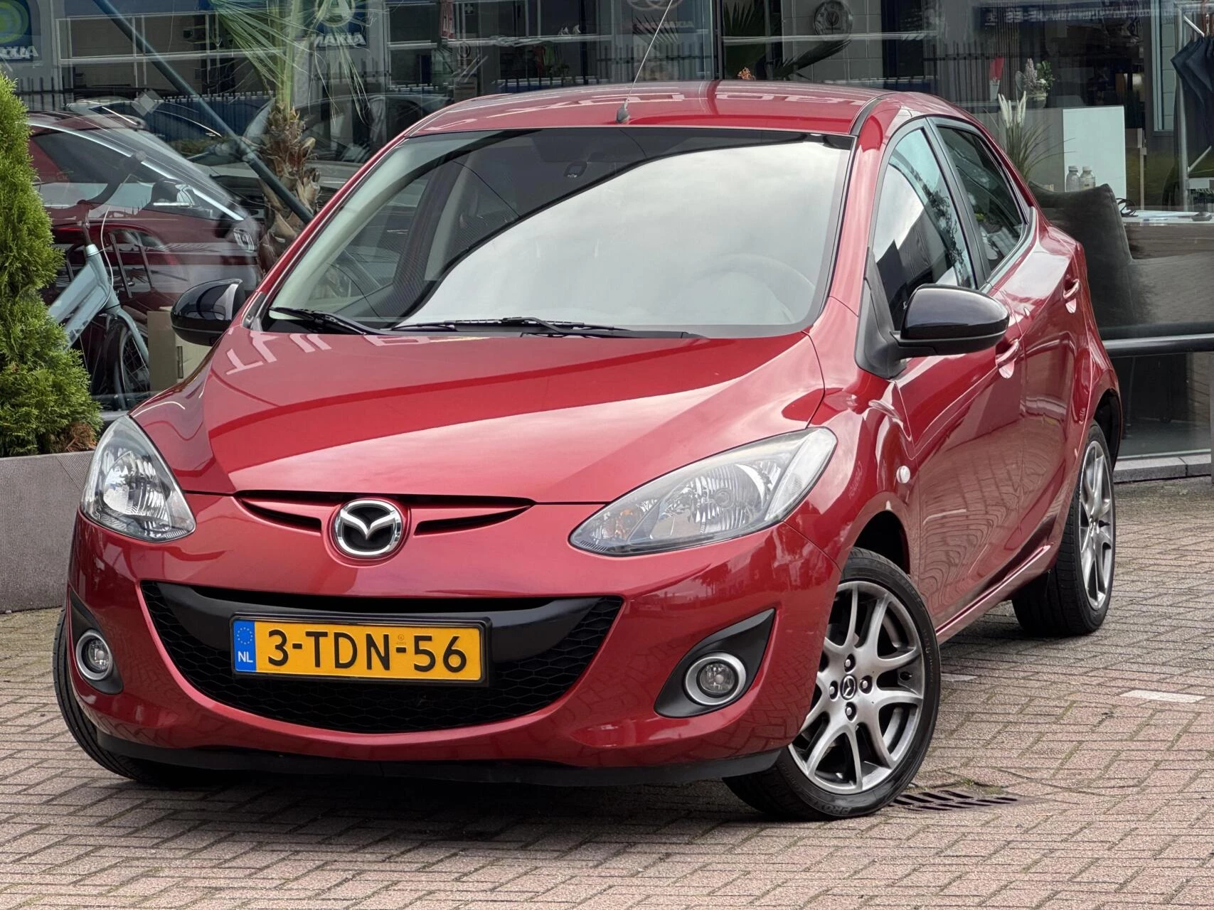 Hoofdafbeelding Mazda 2