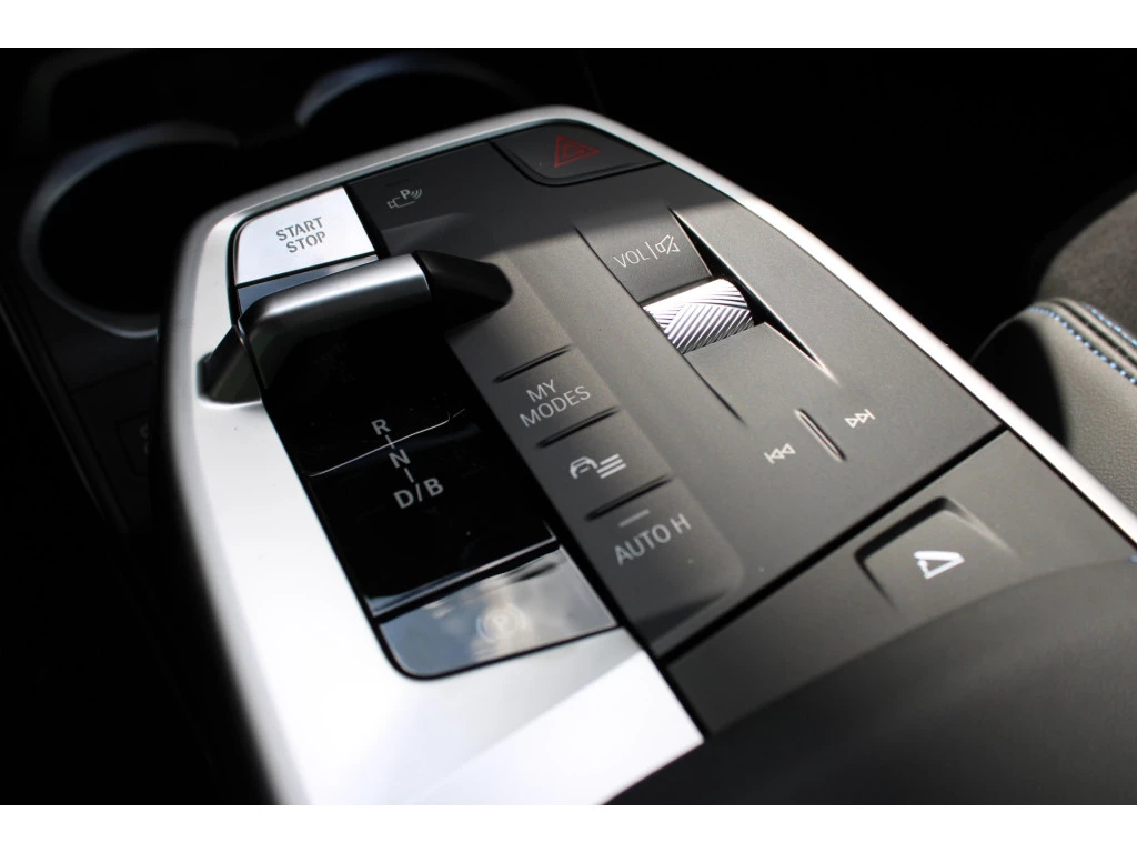 Hoofdafbeelding BMW iX1