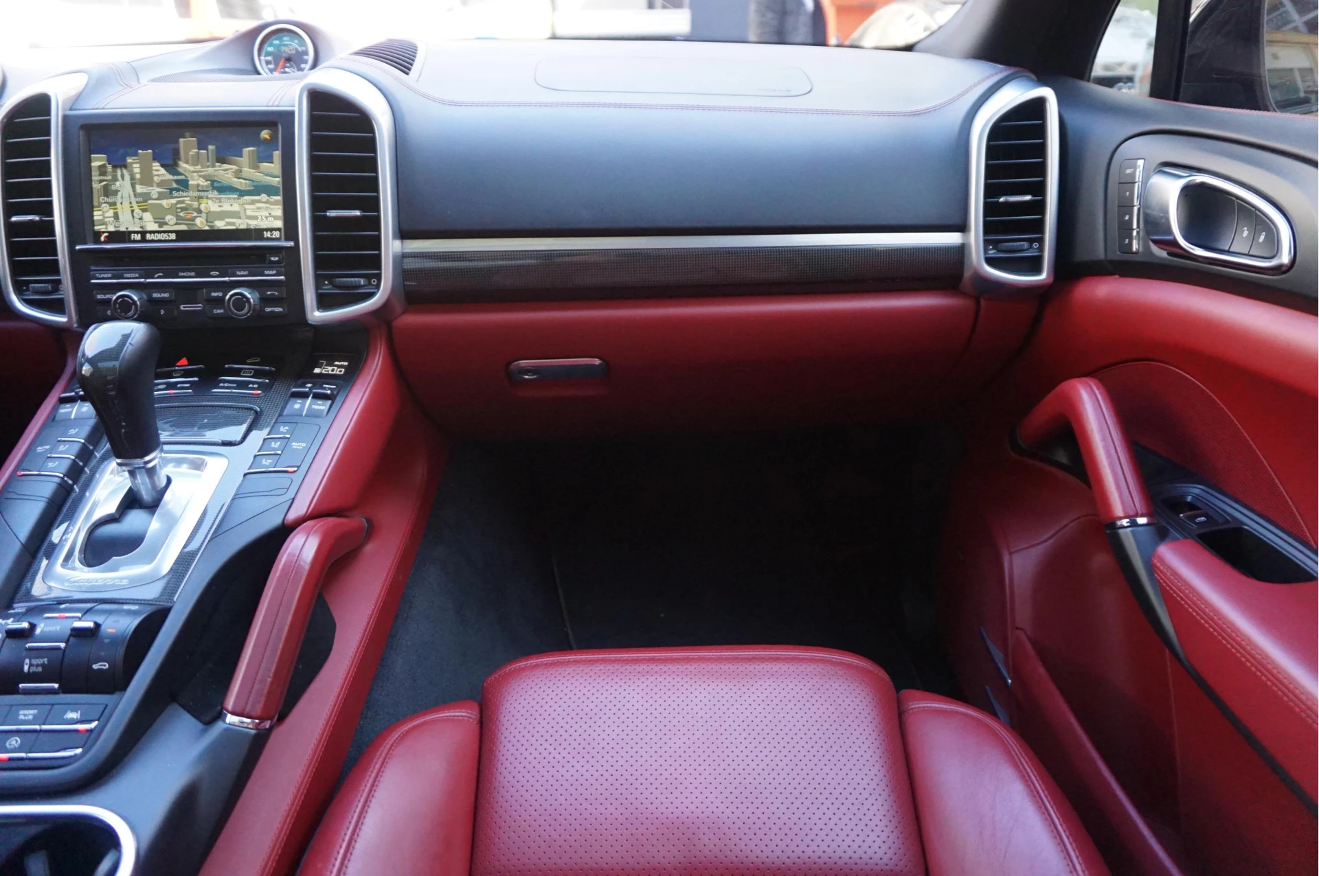 Hoofdafbeelding Porsche Cayenne