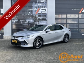 Hoofdafbeelding Toyota Camry Toyota Camry 2.5 Hybrid Premium|PRACHTEXEMPLAAR|BOMVOL OPTIES
