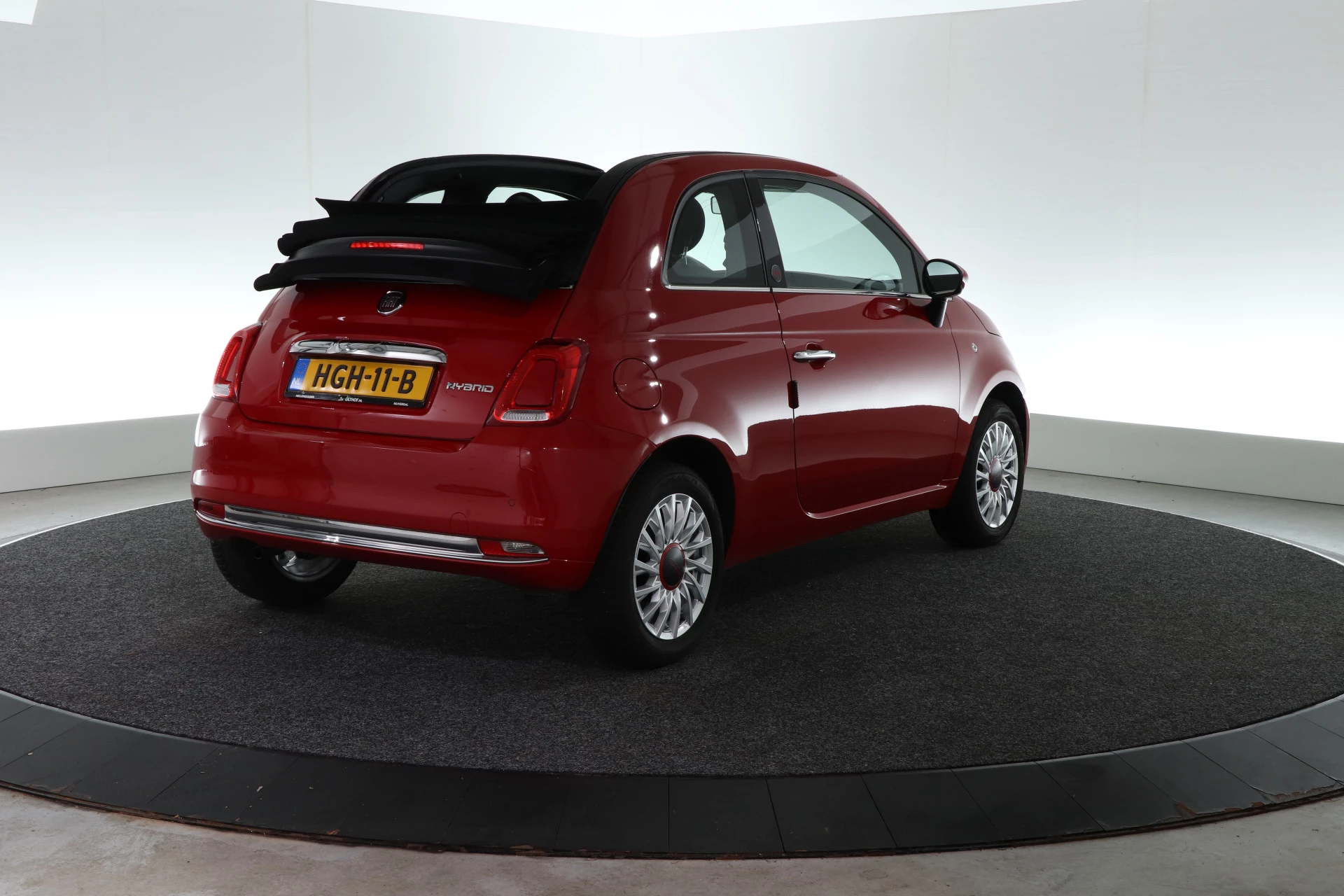Hoofdafbeelding Fiat 500C