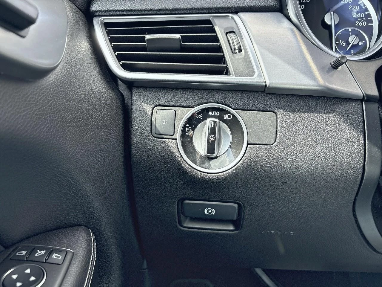 Hoofdafbeelding Mercedes-Benz M-Klasse