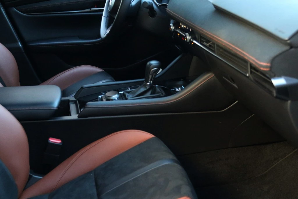 Hoofdafbeelding Mazda 3