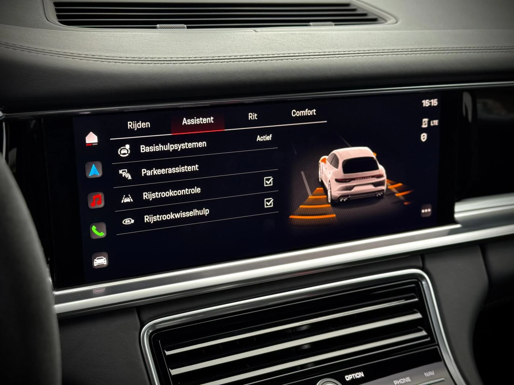 Hoofdafbeelding Porsche Panamera