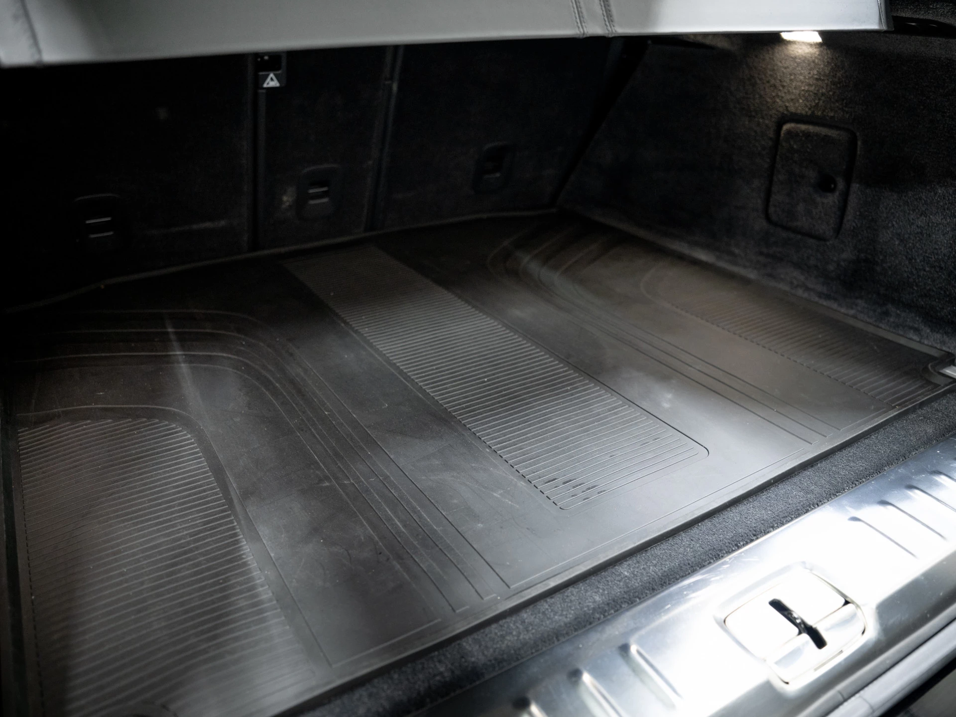 Hoofdafbeelding Aston Martin DBX