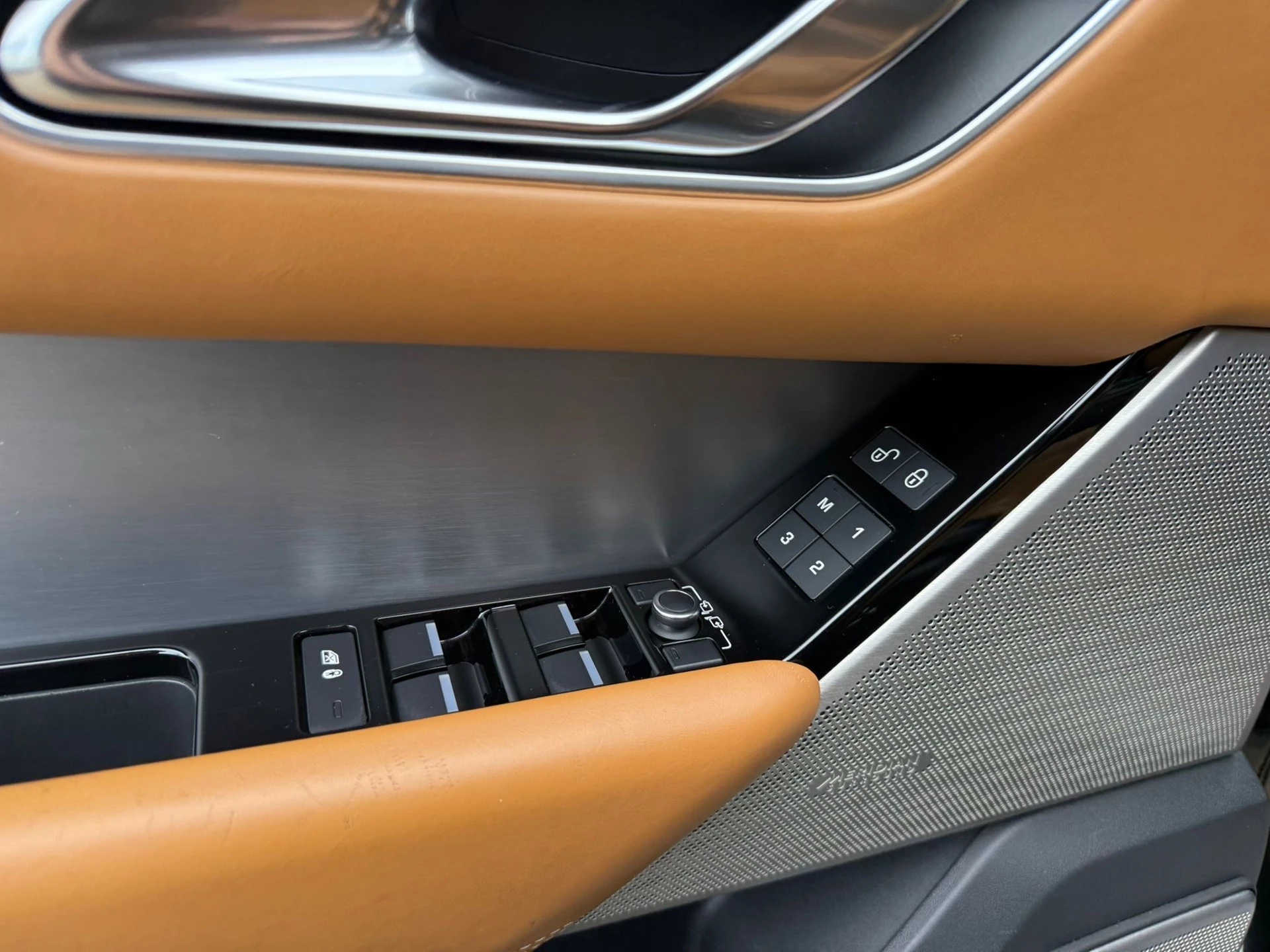 Hoofdafbeelding Land Rover Range Rover Velar