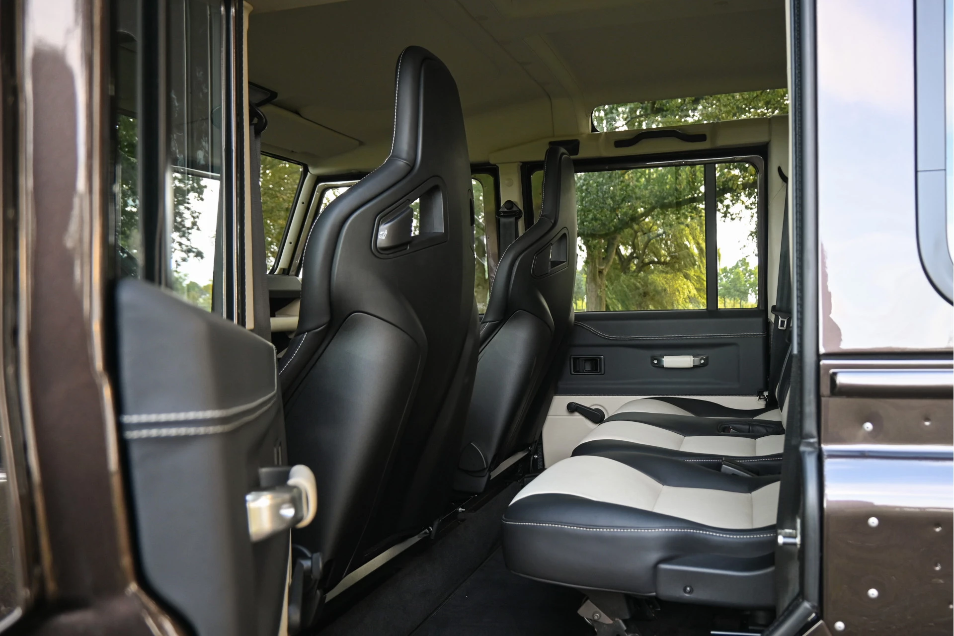 Hoofdafbeelding Land Rover Defender