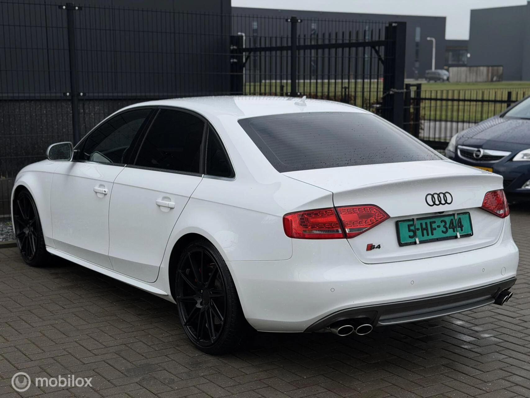 Hoofdafbeelding Audi S4