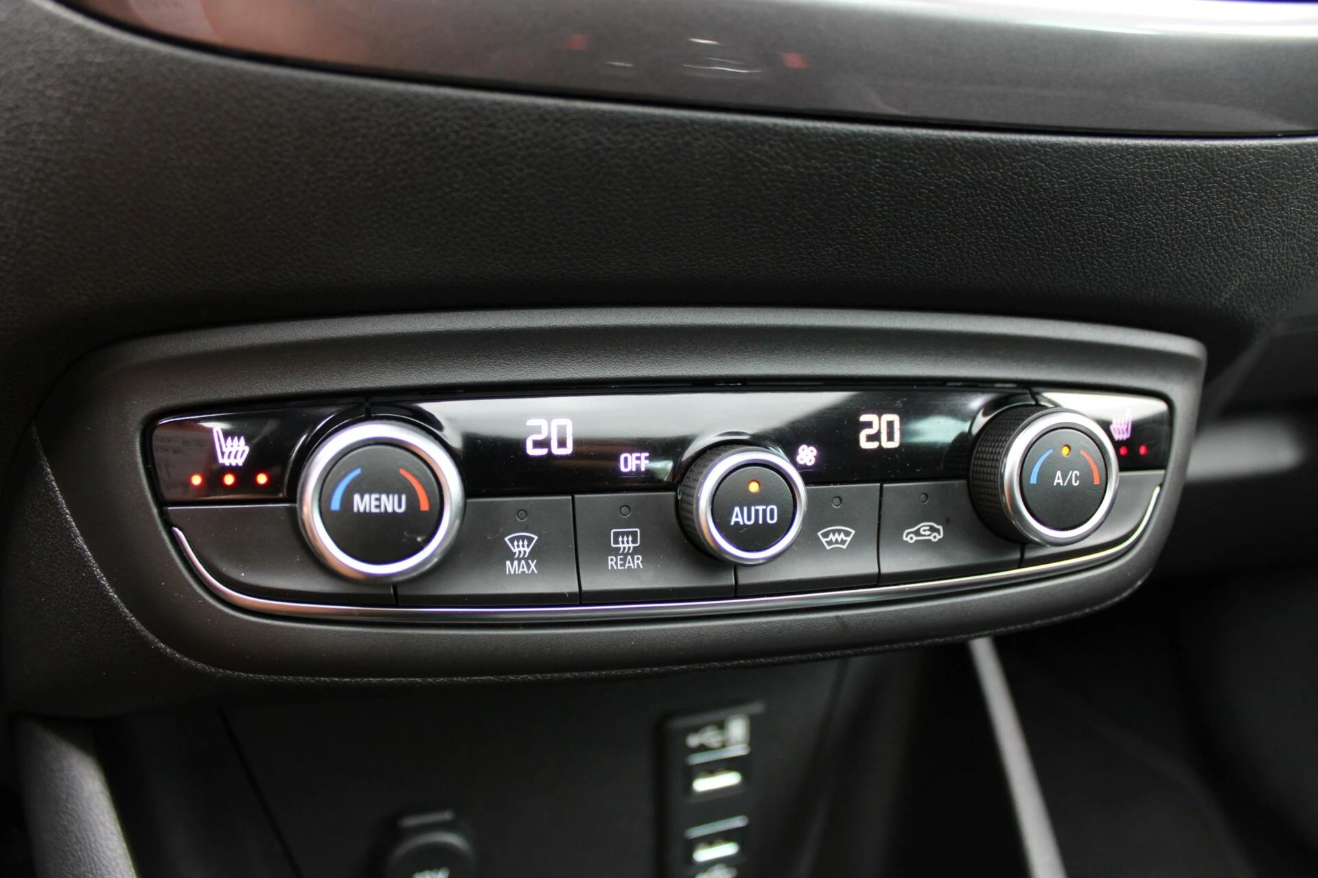 Hoofdafbeelding Opel Crossland X
