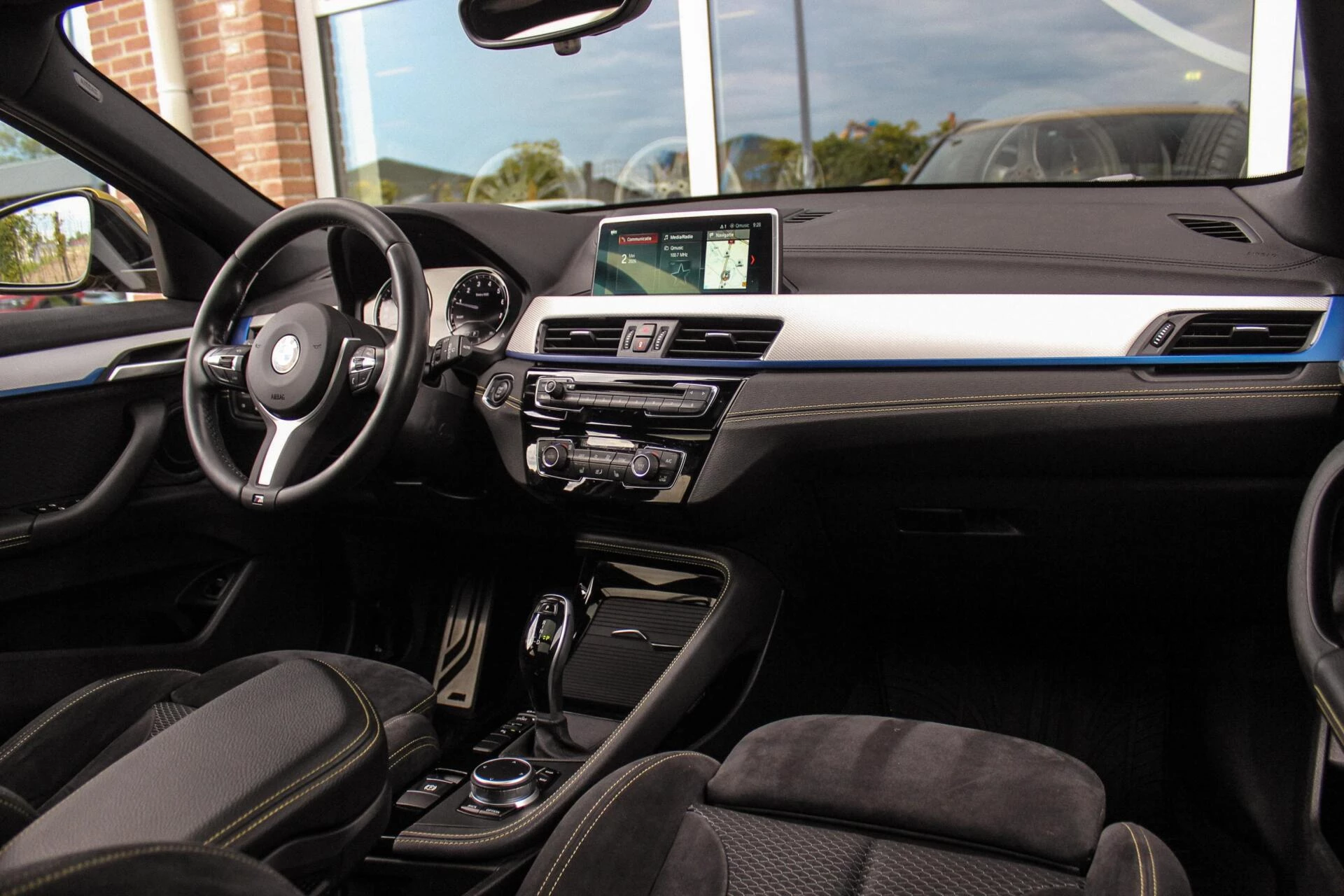 Hoofdafbeelding BMW X2