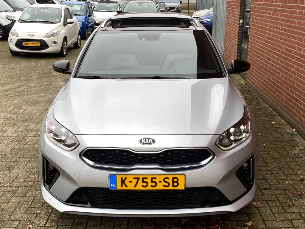Hoofdafbeelding Kia Ceed