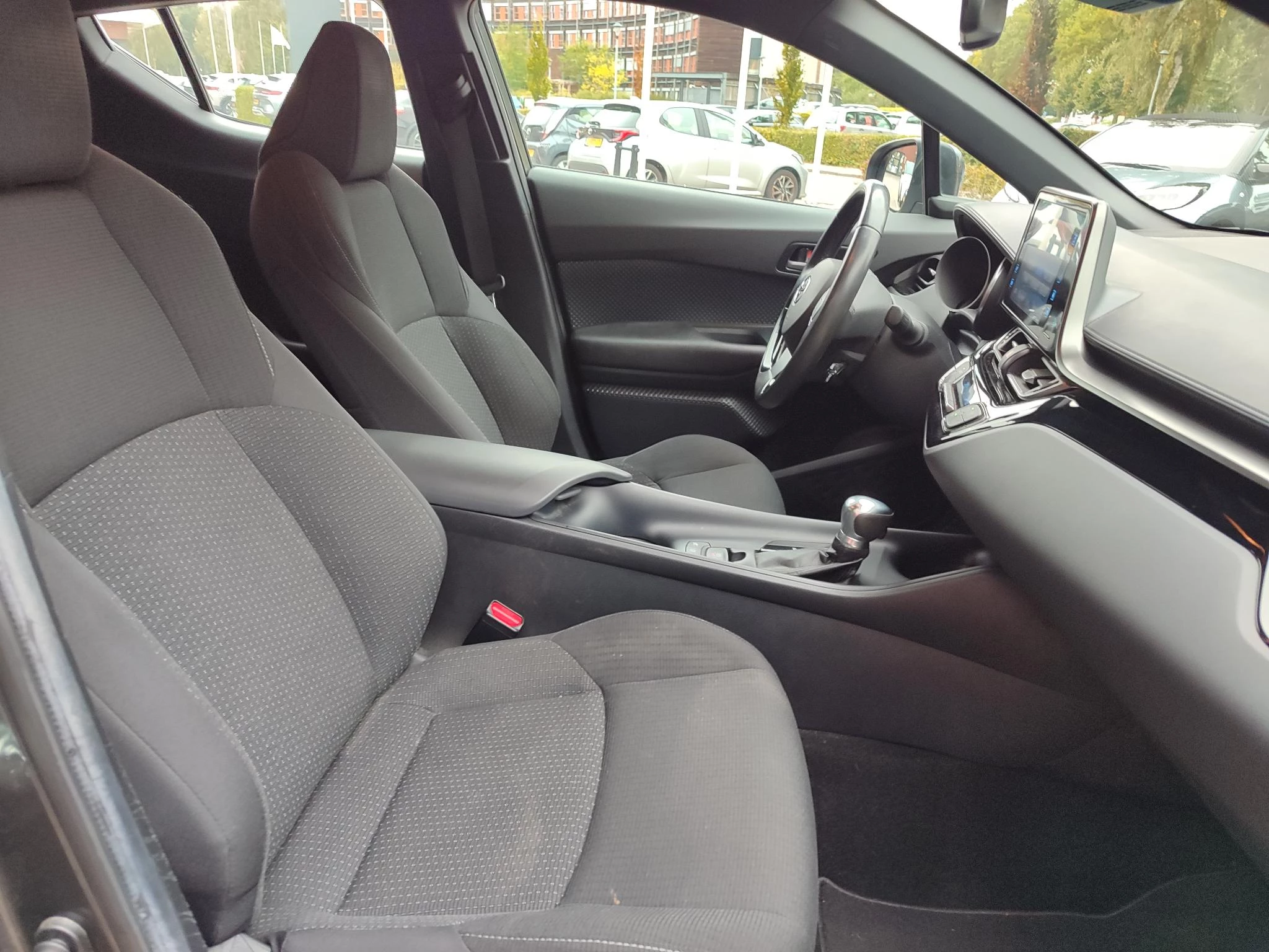 Hoofdafbeelding Toyota C-HR